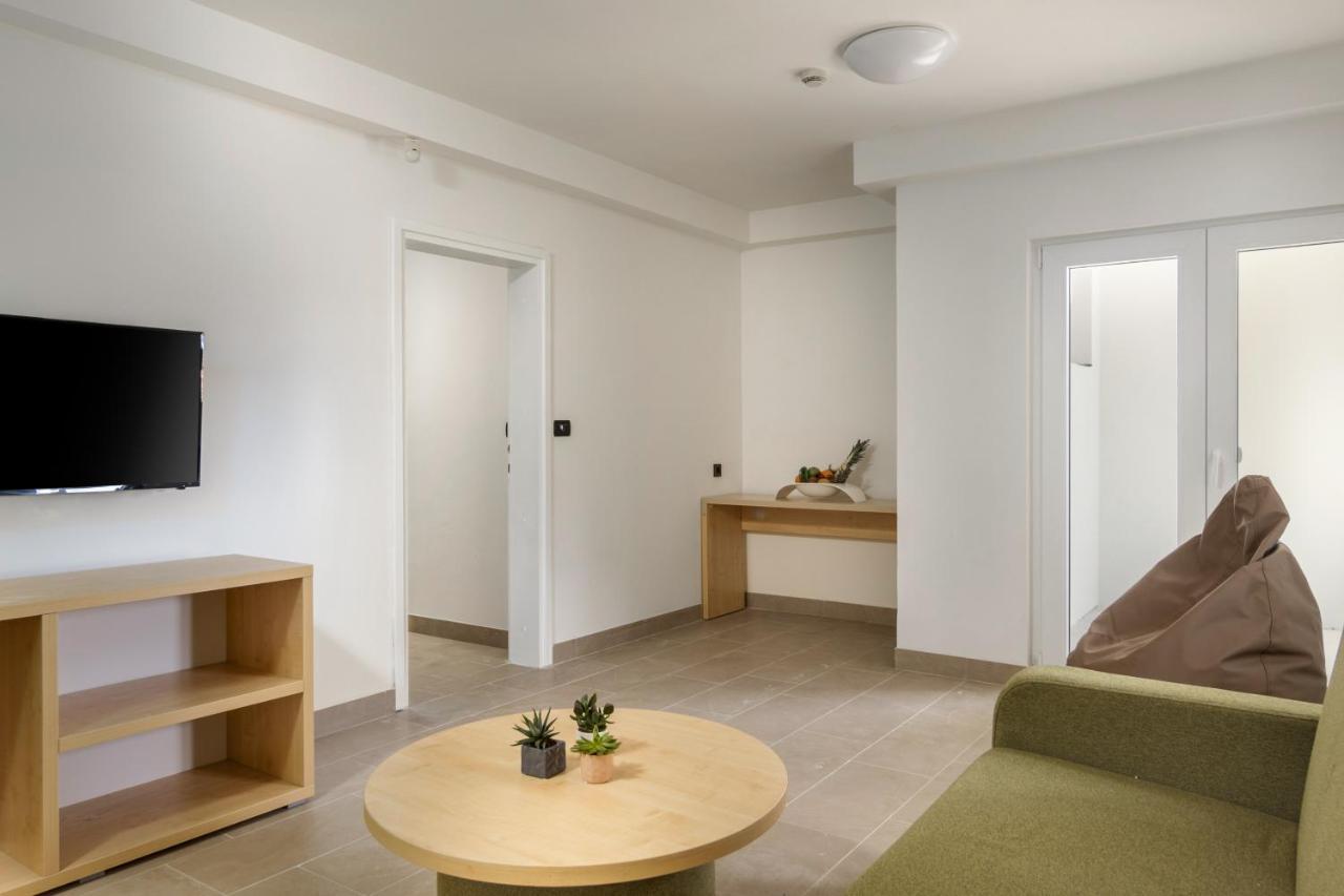 Hotel Delfin Omišalj Dış mekan fotoğraf