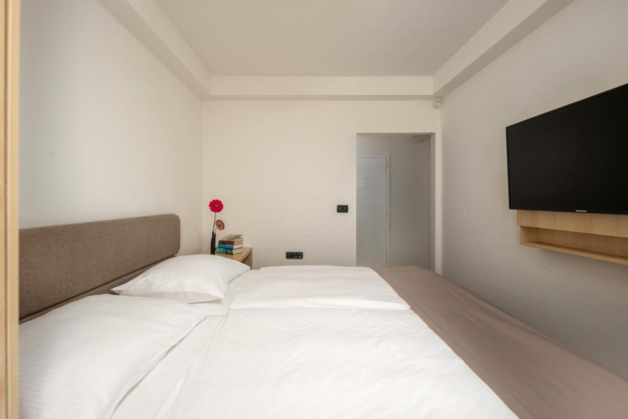 Hotel Delfin Omišalj Dış mekan fotoğraf