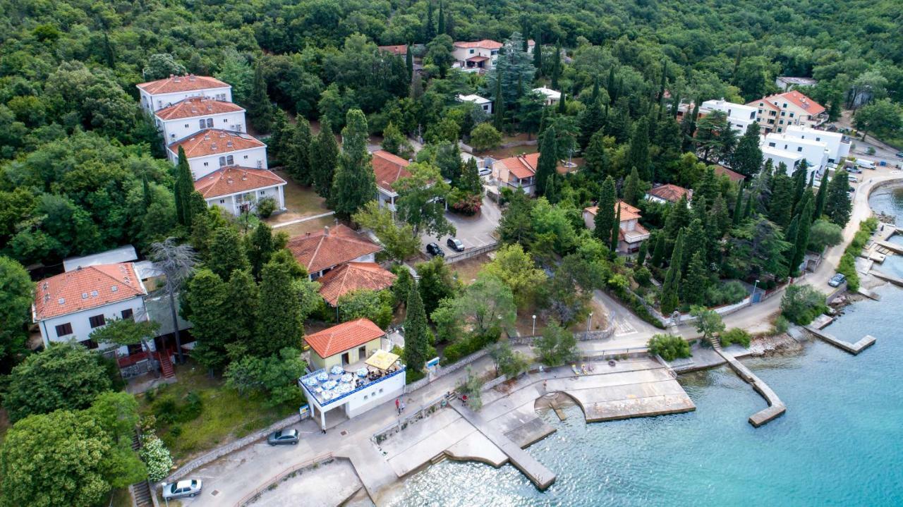 Hotel Delfin Omišalj Dış mekan fotoğraf